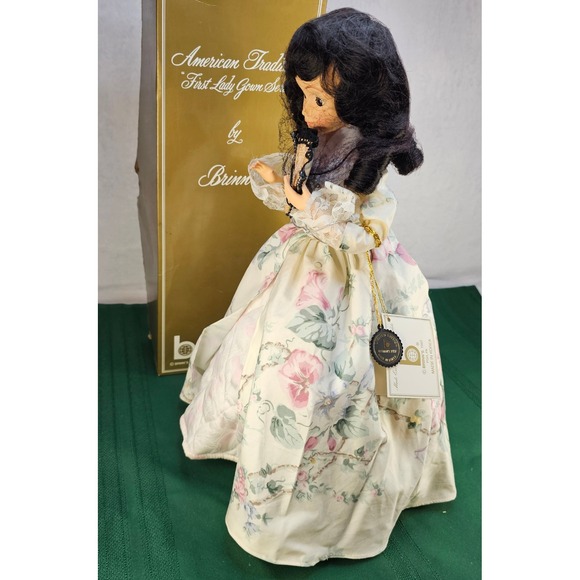 VTG Brinn's Abigail Smith‎ Adams Doll American Tradition First Lady Gown Series - Picture 6 of 16